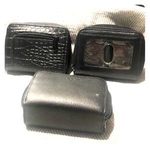 Women’s Buxton credit card small wallets